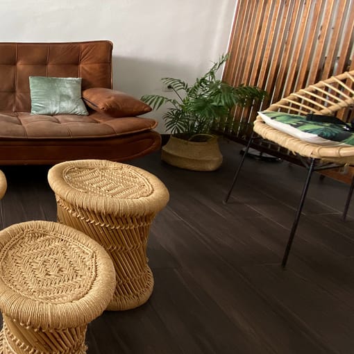 Piso Vinílico LVT Para Pegar Cacao Puro 2mm