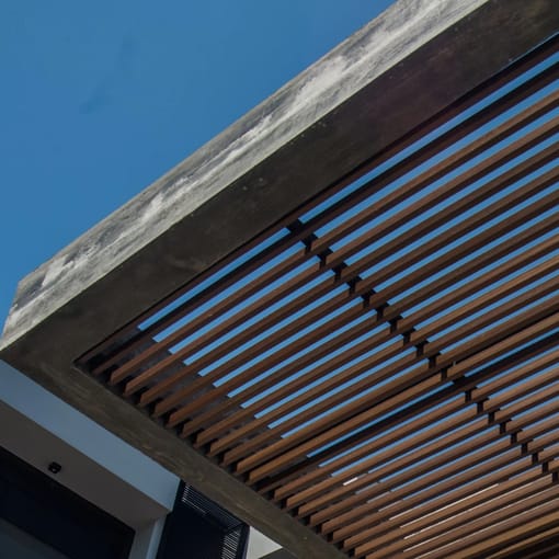 Viga Co-Extruded G10 Ipe 45mm x 90mm stretch x 2 unidades