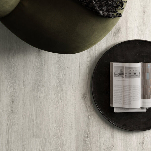 Piso Vinílico SPC Click Winter SP037 4,5mm con manta