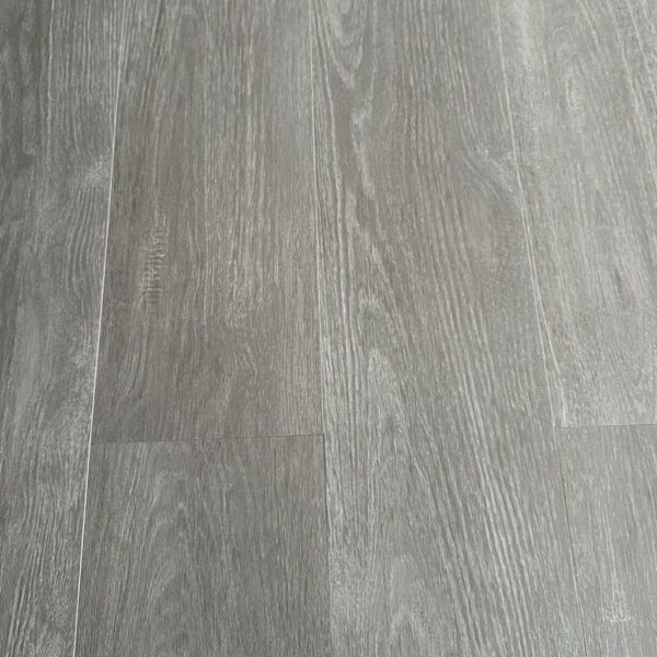 Porcelanato Larix Gris RC Slip-Stop 23cm x 120cm