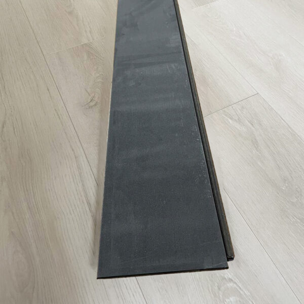 Piso Flotante Melamínico Waterproof AF2052 12mm con manta