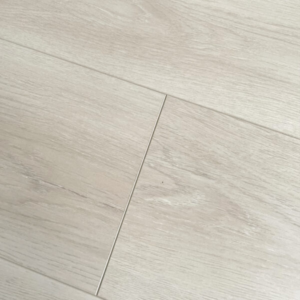 Piso Flotante Melamínico Waterproof AF2052 12mm con manta