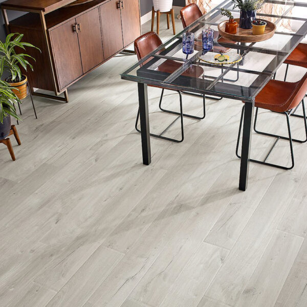 Piso Vinílico SPC Click Bisque SP005 5mm con manta