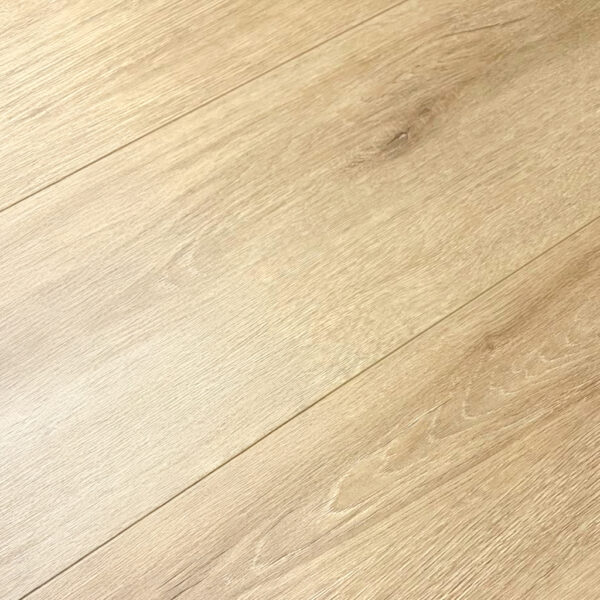 Piso Flotante Melamínico Waterproof CASHYM7684 12mm con manta