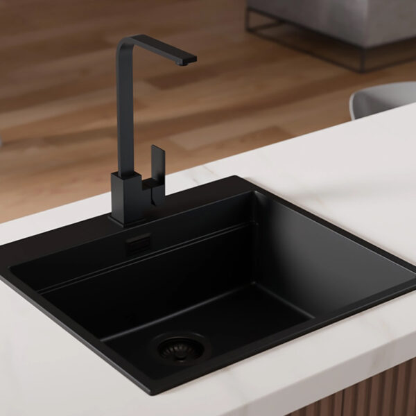 Grifería Canilla Lille Negra BM005