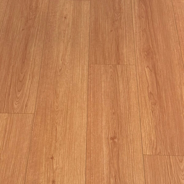 Piso Vinílico SPC Click Nogal Otranto SP013 5mm con manta