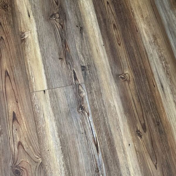 Piso Vinílico SPC Click Pino Helsinski SP010 4mm