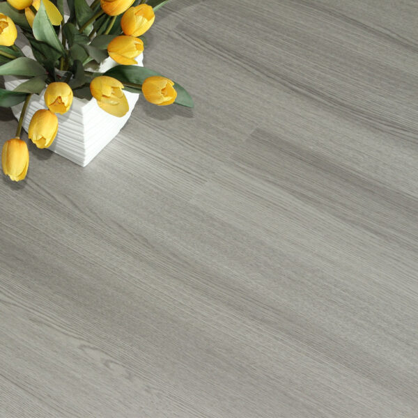 Piso Vinílico SPC Click Roble Kurk 5mm con manta