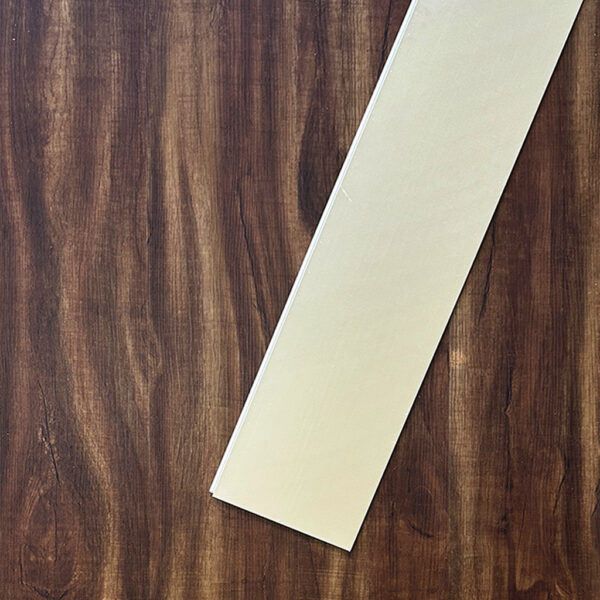 Piso Vinílico SPC Click Saddle 4mm