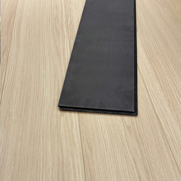 Piso Flotante Melamínico Waterproof Thompson 10mm con manta